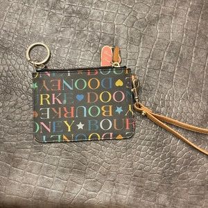 dooney and bourke clutch wallet.